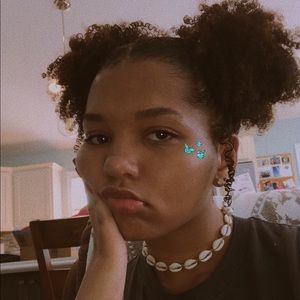 Meet your Posher, Anah